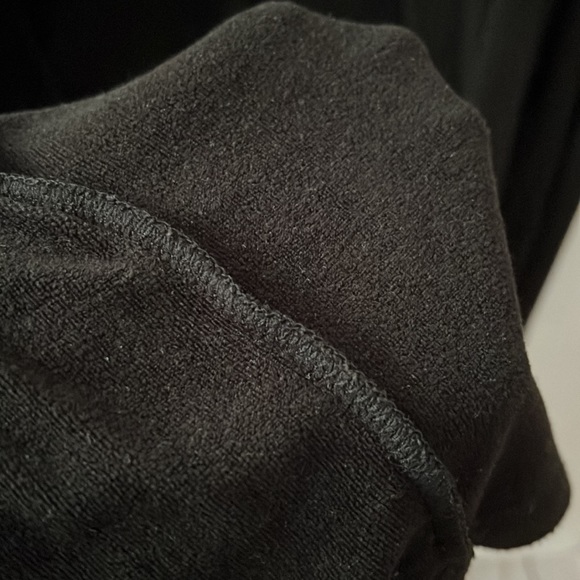 uniqlo heattech black cardigan in Women - Picture 6 of 8